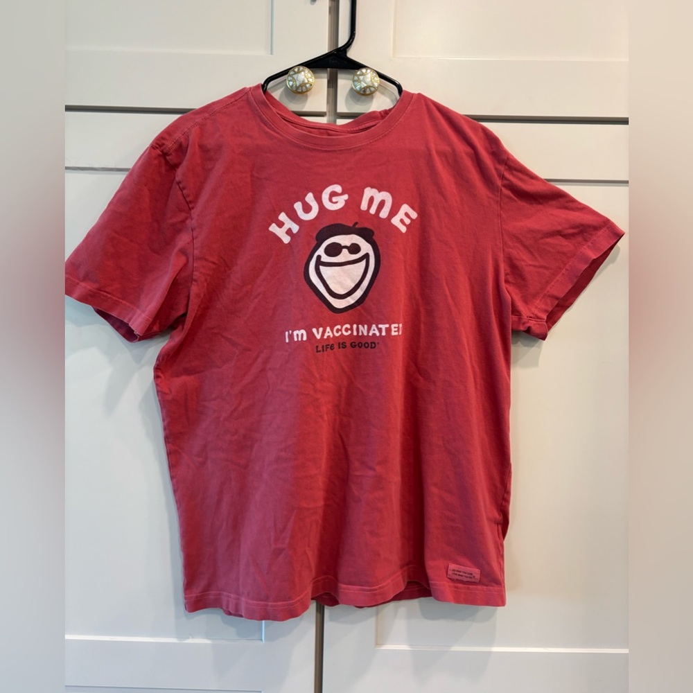 Hug Me "I'm Vaccinated" T/Shirt